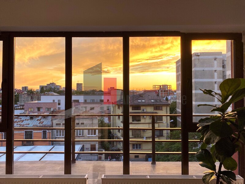 Popa Nan Apartament 3 camere tip Duplex - zona Calea Calarasilor