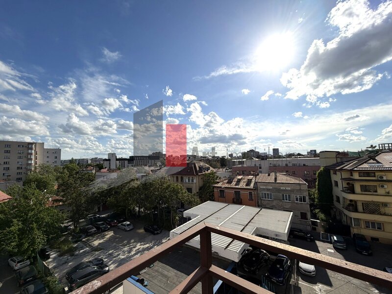 Popa Nan Apartament 3 camere tip Duplex - zona Calea Calarasilor