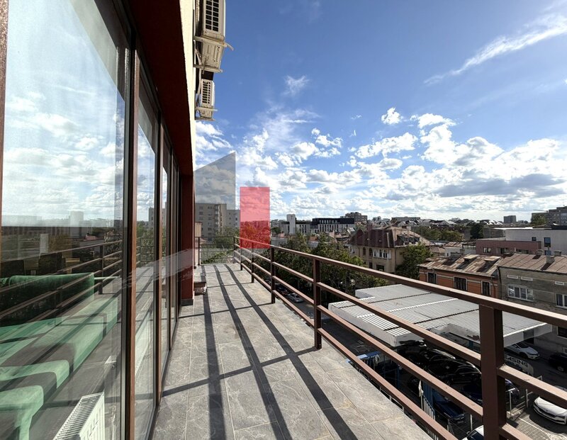 Popa Nan Apartament 3 camere tip Duplex - zona Calea Calarasilor