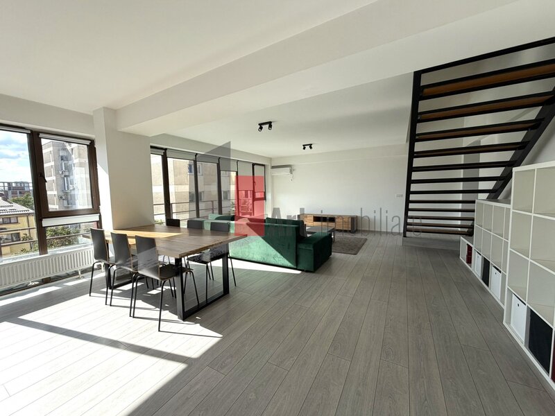 Popa Nan Apartament 3 camere tip Duplex - zona Calea Calarasilor